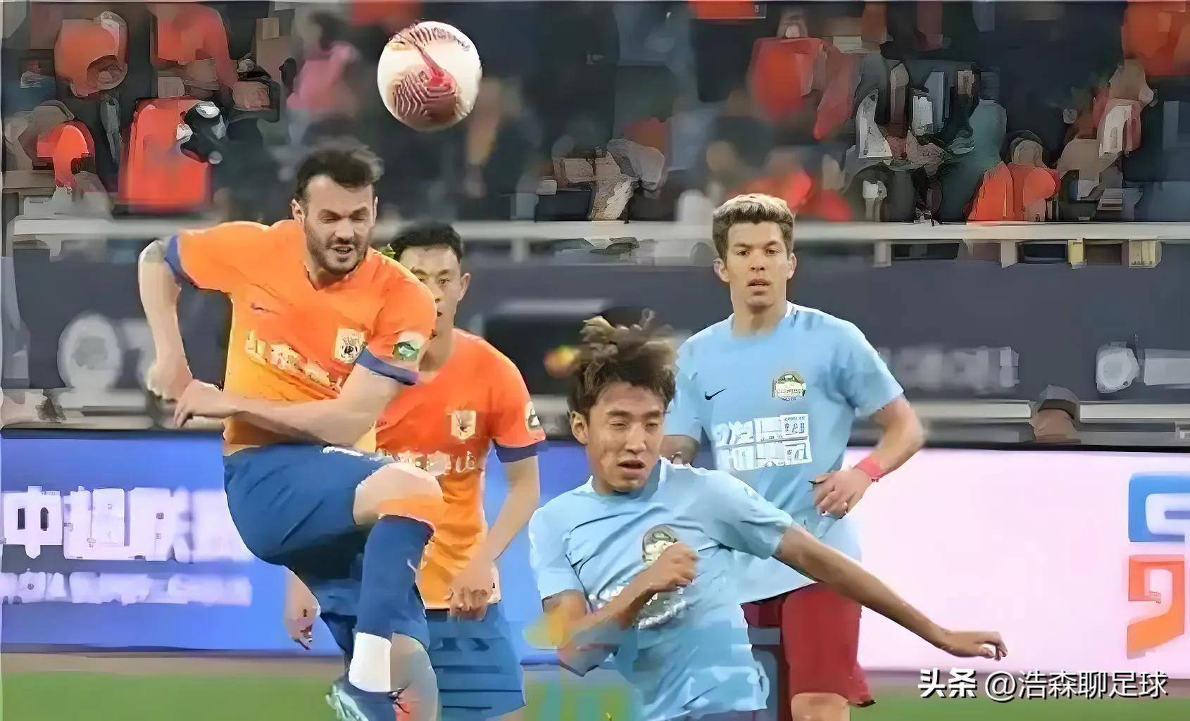 主场作战，球员们奋力拼搏，期待一场巅峰对决的简单介绍